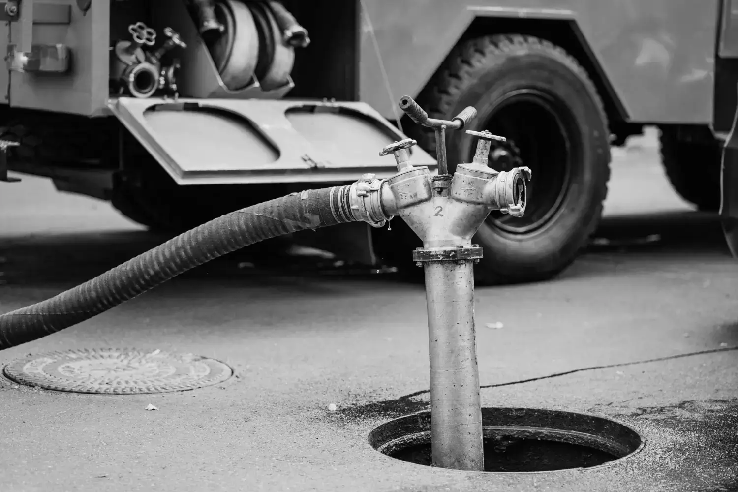 Καθαρισμός αντλιοστασίων σε δήμους και επιχειρήσεις